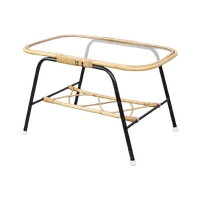 Leuke Vintage Jaren ’60 Rotan Salontafel Met Glazen Tafelblad Met Een Mooi Zwart Metalen Frame