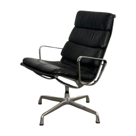 Ea219 Soft Pad Fauteuil Van Charles & Ray Eames Voor Vitra 1