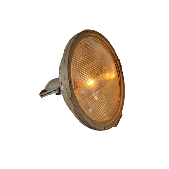 Industriële Lamp Met Ophangbeugel 1