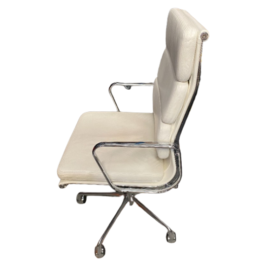 Vitra Eames Soft Pad Stoel 1