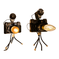 Retro Cameralamp Met Flits En Statief