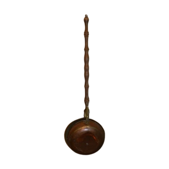 Grote Bedstoof Met Een Grote Pan 1