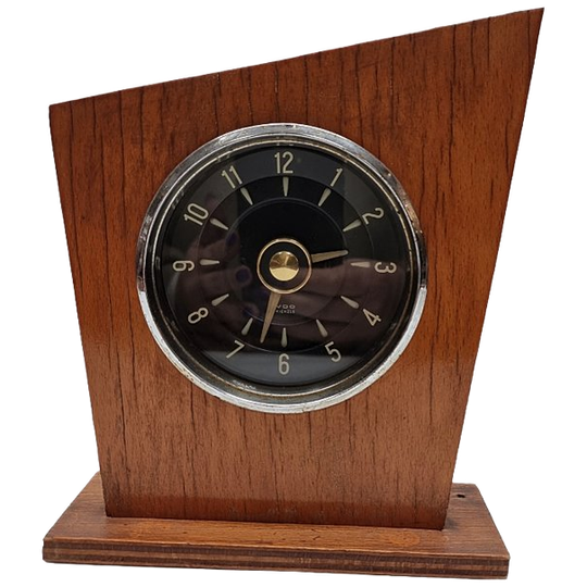 Duitse Vdo Kienzle Opwindbare Autoklok, Circa 1955 1