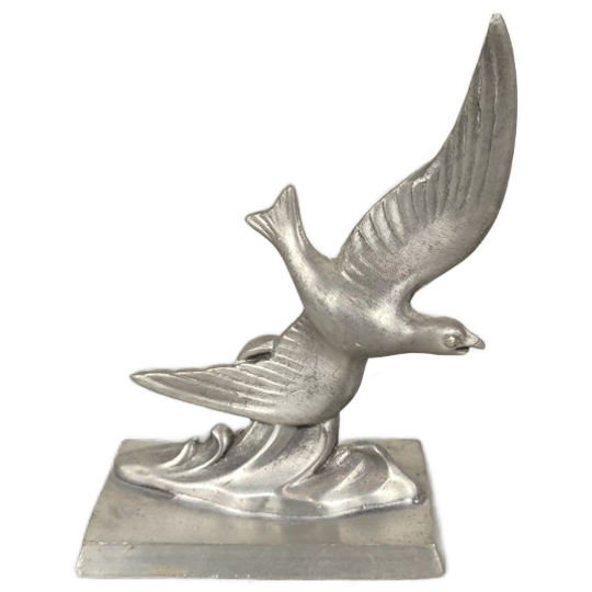Tinnen Beeldje Van Een Vogel 1