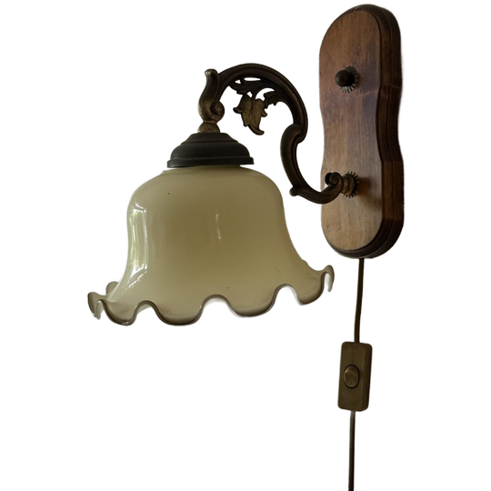 Very Nice Vintage Wall Lamp With Glass Shade, 70s 1