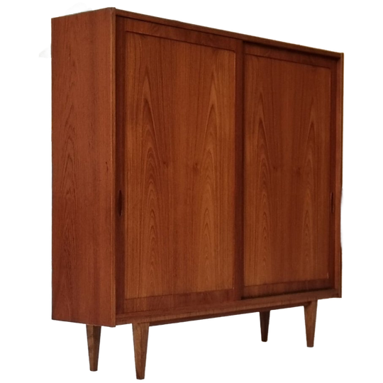 Mid Century Kast 1