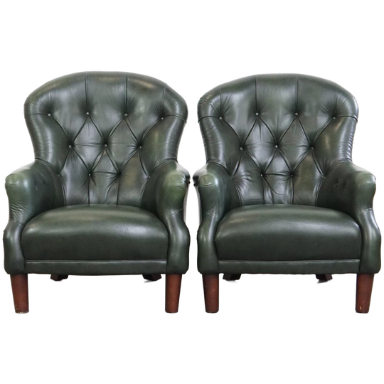 Zeer Charmante Set Van 2 Groene Rundleren Chesterfield Fauteuils In Engelse Stijl 1