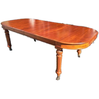 Prachtige Klassieke Ovale Houten Tafel Met Decoratieve Pote