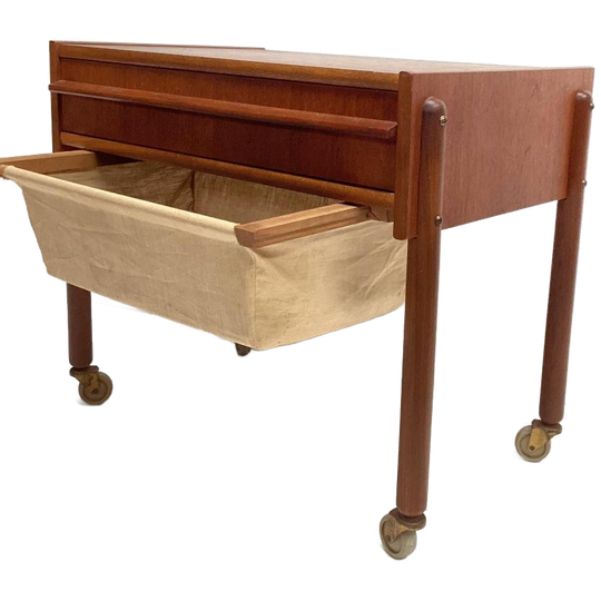 Deense Bijzettafel , Jaren 70 1