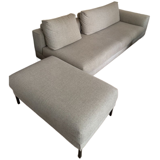 Design on Stock 2,5-zits Bank, 1-arm (links) + Poof + Rugkussens 1