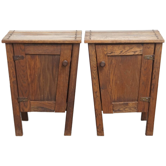 Leuke Set Van 2 Vintage Eikenhouten Nachtkastjes Met Één Deur En Een Tijdloze Uitstraling 1
