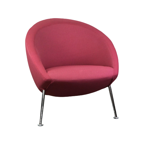 Vintage Design Fauteuil Van Artifort Model Hanna In Stevige Paarse Stof