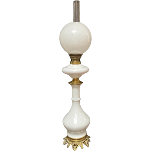 Olielamp Van Wit Aardewerk, Met Wit Glazen Bol, Messing Voet, 80 Cm Hoog