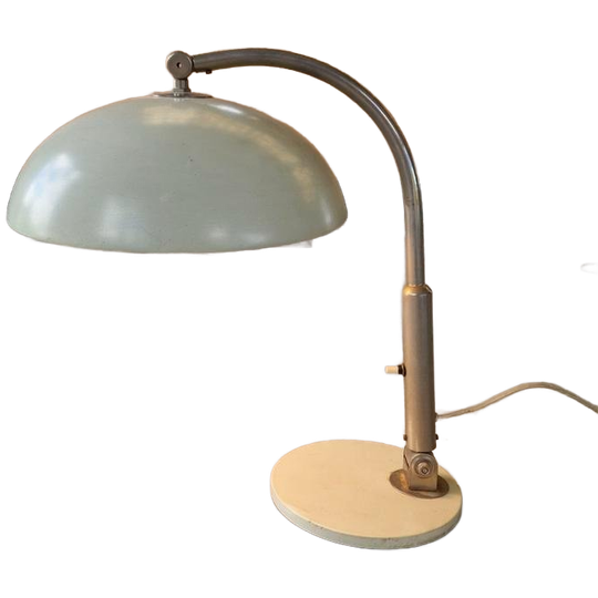 Hala Zeist Model 144 Door H. Busquet Bureaulamp Design 1