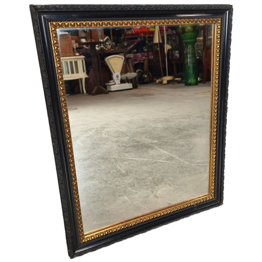 Spiegel In Zwarte Lijst 1