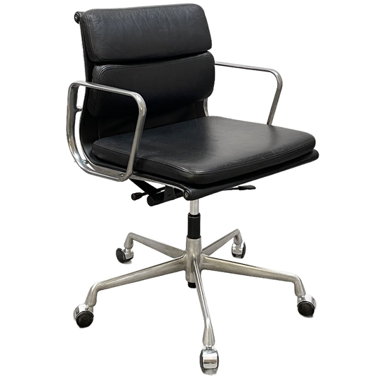 Vitra Ea 217 Soft Pad Bureaustoel Door Charles Eames. 1