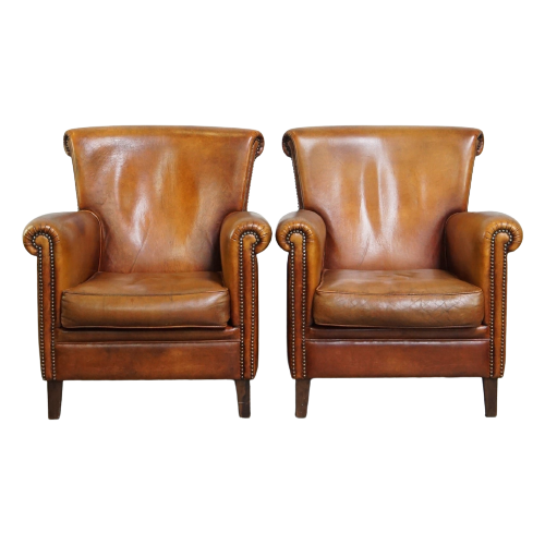 Set Van 2 Mooie En Comfortabele Schapenleren Fauteuils/ Armchairs Met Een Mooi Patina