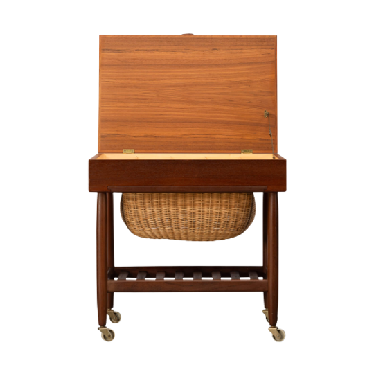 Classic Naaitafel By Ejvind Johansson For Fdb Mobler, 1960s 1