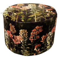 Schattig Poefje/krukje Met Fluwelen Stof Met Bloemenprint.