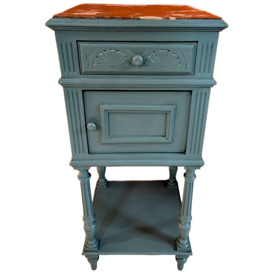 Kastje Rood Marmer Houtsnijwerk 1