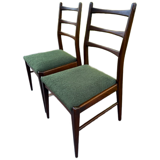 2 Hergestoffeerde Ladderstoelen 1