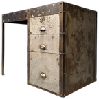 Industrieel Ijzeren Bureau Met Drie Laden thumbnail 1