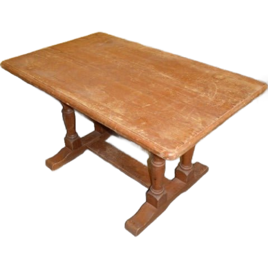 Massief Grenen Tafel In Mouseman-stijl – Karaktervol En Solide 1