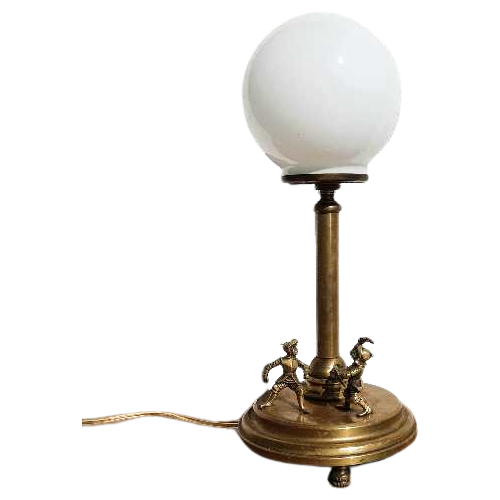 Uniek Tafellampje Met 2 Vechtende Ridders, Middeleeuwse Lamp (Messing)