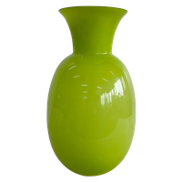 Grote Limegroene Bolvaas Met Brede Hals