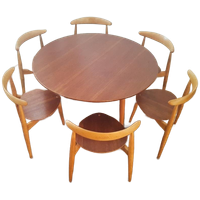 Eetkamer Set Van Hans J. Wegner Voor Fritz Hansen