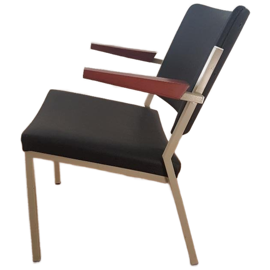 Set Van 4 Fauteuils Van Gispen Voor Emmeinstaal 1