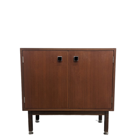 Combineurop Vintage Cabinet 1