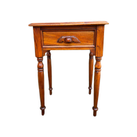 Klassiek Sidetable