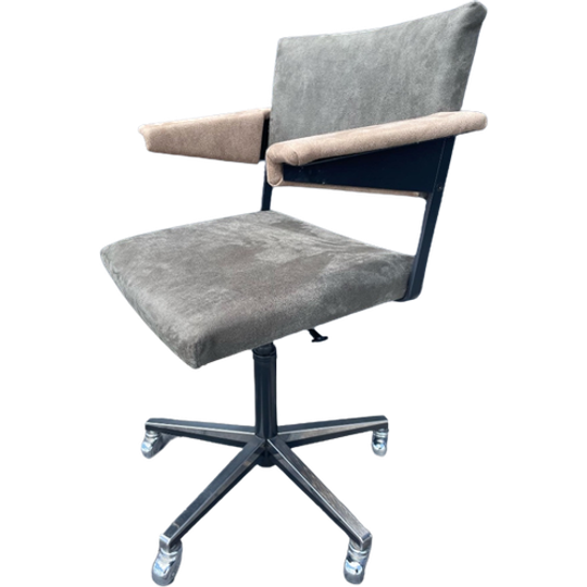 Gispen 1637 1