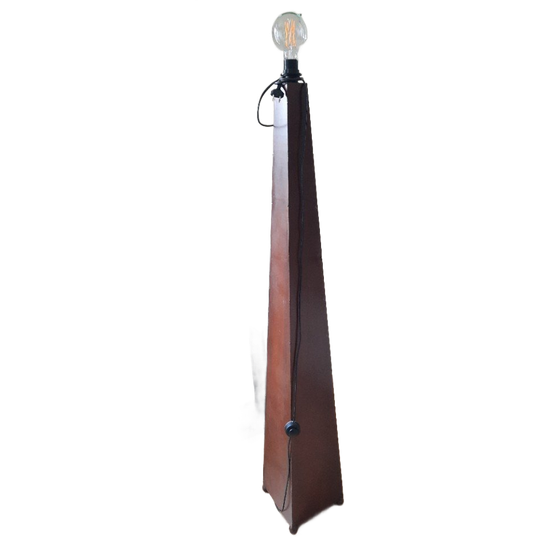 Vandeheg Obelisk Staande Metalen Lamp 1