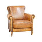 Comfortabele, Gezellige Armchair Gemaakt Van Schapenleer Met Een Correcte Afwerking Met Siernagel thumbnail 1