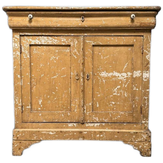 Sleetse Brocante Beige Commode Kast 1