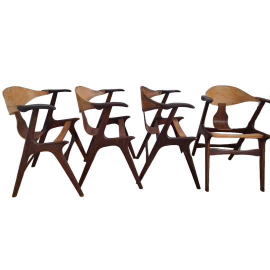 4 Louis van Teeffelen Koehoorn Stoelen 1