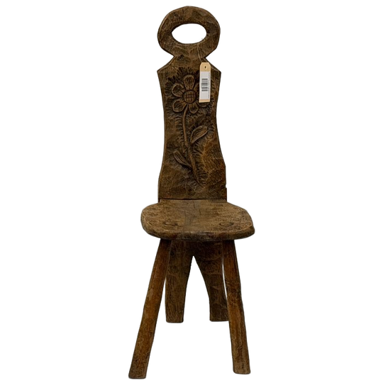 Brutalistische Stoel Houtsnijwerk Bloem 1