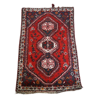 Gaaf Vintage Oosters Vloerkleed Met Onder Andere Een Mooie Fel Rode Kleur 114x69cm