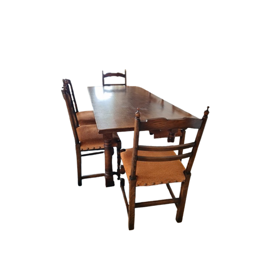 Massief Eikenhouten Eettafel Met 6 Bijpassende Stoelen 1