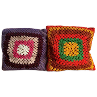 Set Van 2 Vintage Gehaakte Kussens / Sierkussens