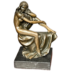 Bronzen Beeldje Op Marmeren Voet. thumbnail 1
