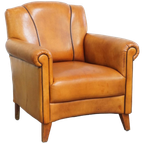 Mooie Schapenleren Design Armchair Met Een Luxe Afwerking Met Donkerbruine Biezen thumbnail 1