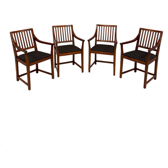 Set Van 4 Schuitema Eetkamerstoelen 1
