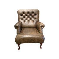 Stoere Engelse Chesterfield Lounge Fauteuil In Vintage Leer Nieuwstaat