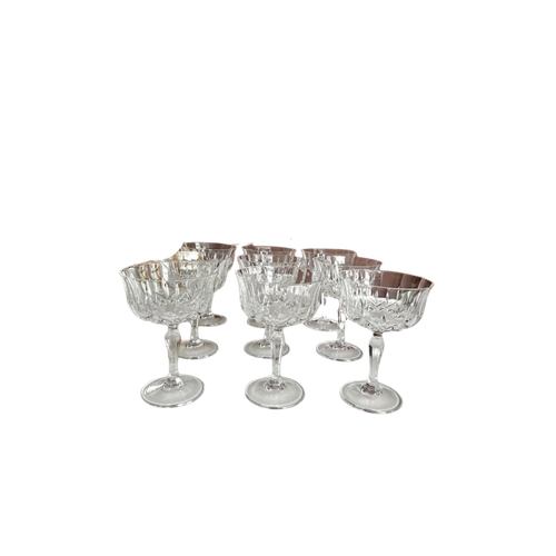 Set Van Negen Loodkristallen Champagne Coupes