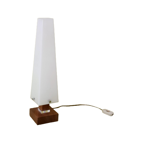 Nl43 – Jaren 60 Tafellampje – Pyramide Vorm