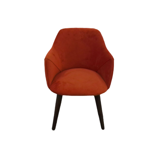 MADE.com Restvoorraad Lule Armstoel Met Armleuningen Draaibaar Fluweel Notenhout Oranje 1