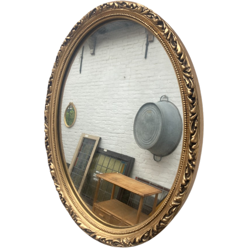 Vintage Ovale Goudkleurige Spiegel, 34 X 44 Cm